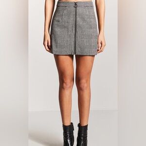 Forever 21 Black and White Checkered Mini Skirt
